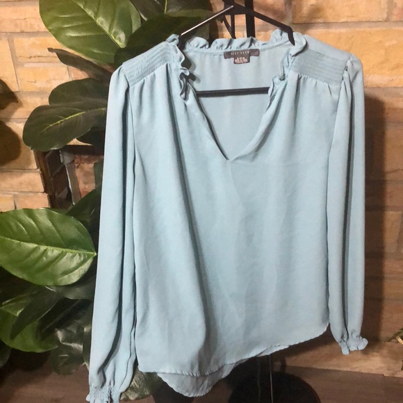 Blue Causal Blouse - Picture 1 of 1